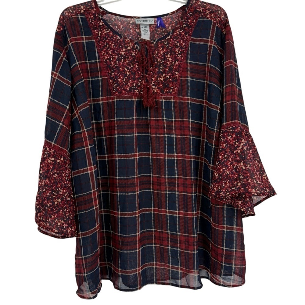 Catherines Top Women 3X Petite Red Plaid 3/4 Sleeve V-Neck Tasseled Bell Sleeves
